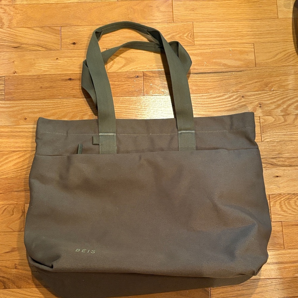 BEIS Olive and Brown Men/Women Duffel Bag